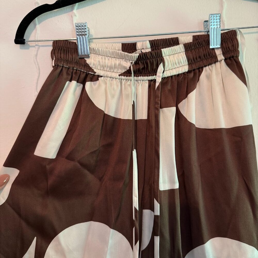 Sir Scarf Top & Silk Pant Set